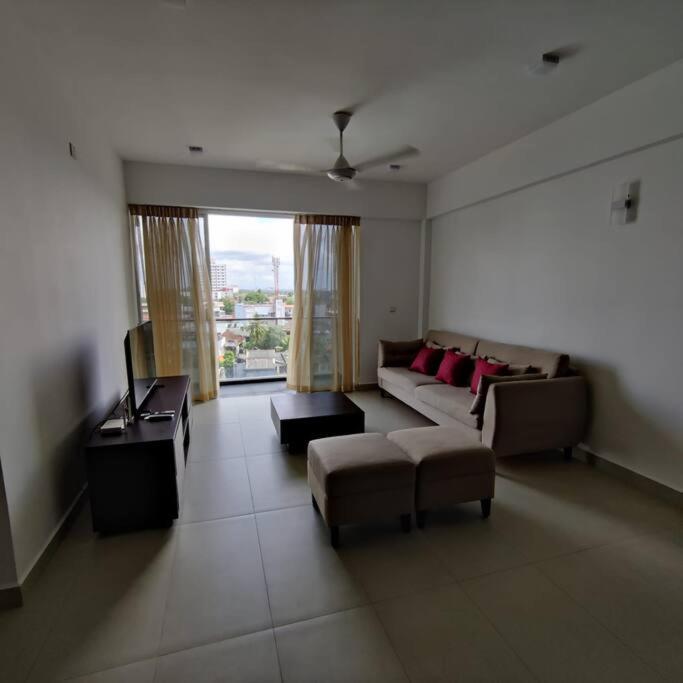 Apartment Modern In Close Proximity To The